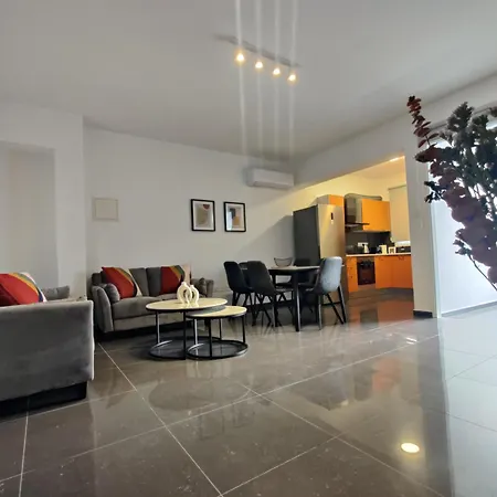Appartement 2 Bdr Flat St Lazaros -arsinoe Larnaca