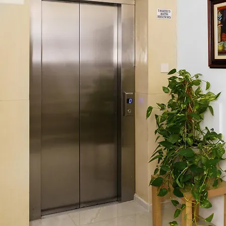 2 Bdr Flat St Lazaros -arsinoe Apartman *
