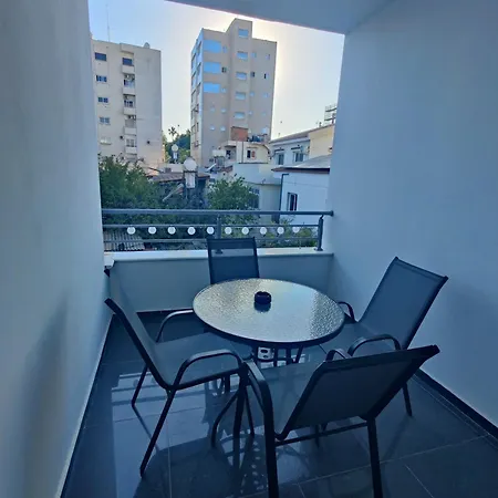 2 Bdr Flat St Lazaros -arsinoe Lárnaka